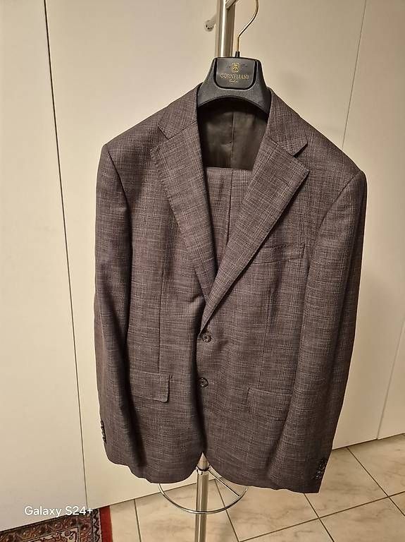 Anzüge, Sport- & Funktionsanzüge: Corneliani Komplett Anzug, Grösse 50 – Gebraucht aus Abtwil SG von ticktack89
