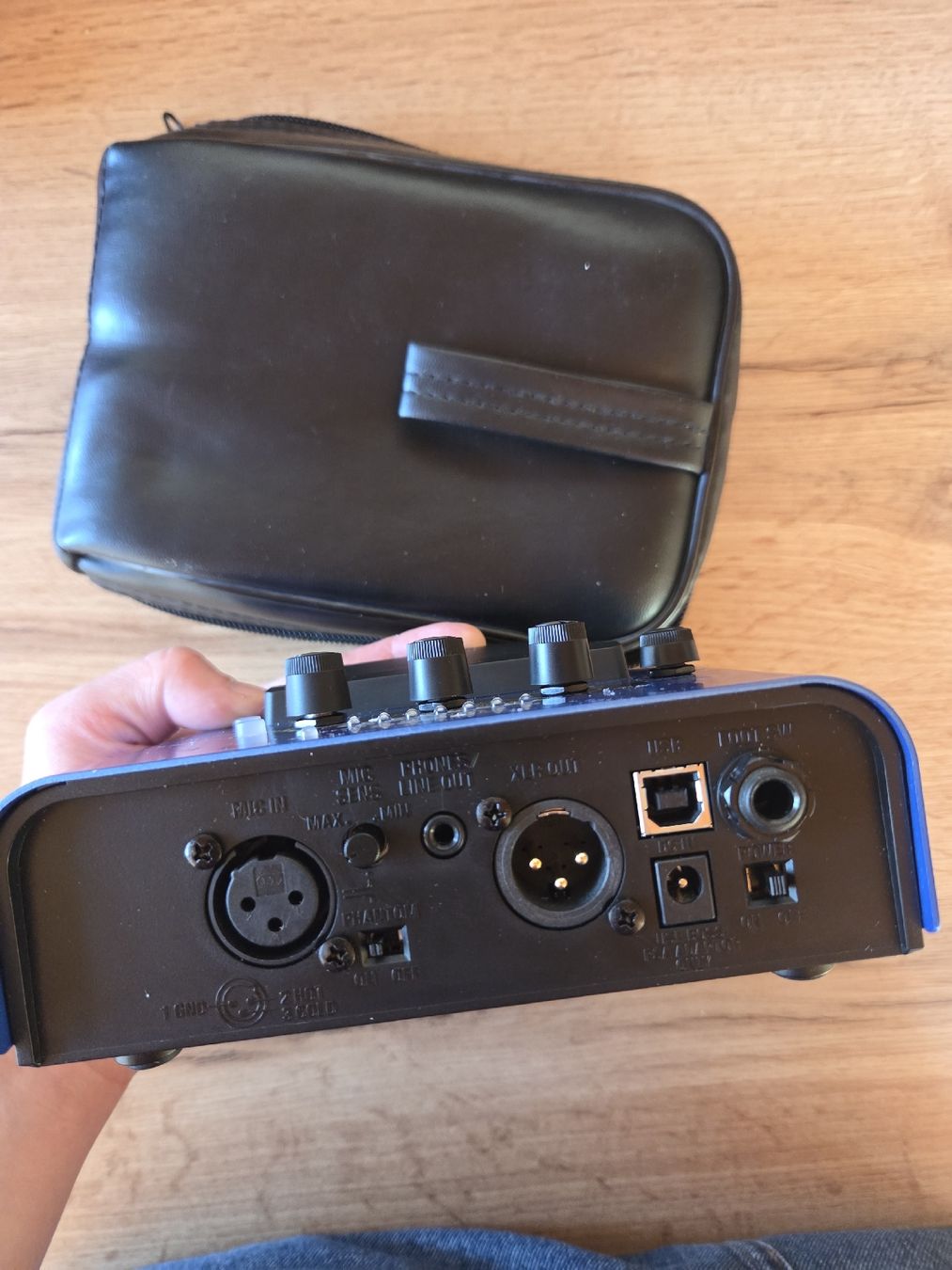 Boss Instruments de musique: BOSS VE-1 Vocal Echo Pedal – D'occasion à Dallenwil par Lea567 2