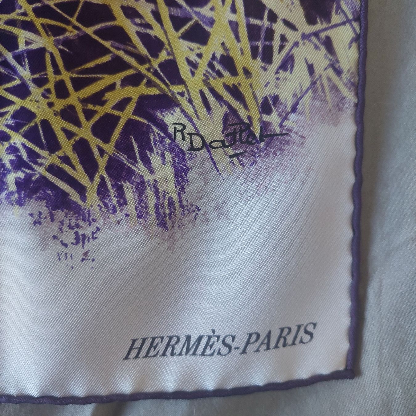 Hermès Foulards, Tücher & Schals: Hermès Carré Tigre du Bengale – Gebraucht aus Genève von s_t_z8jl 3