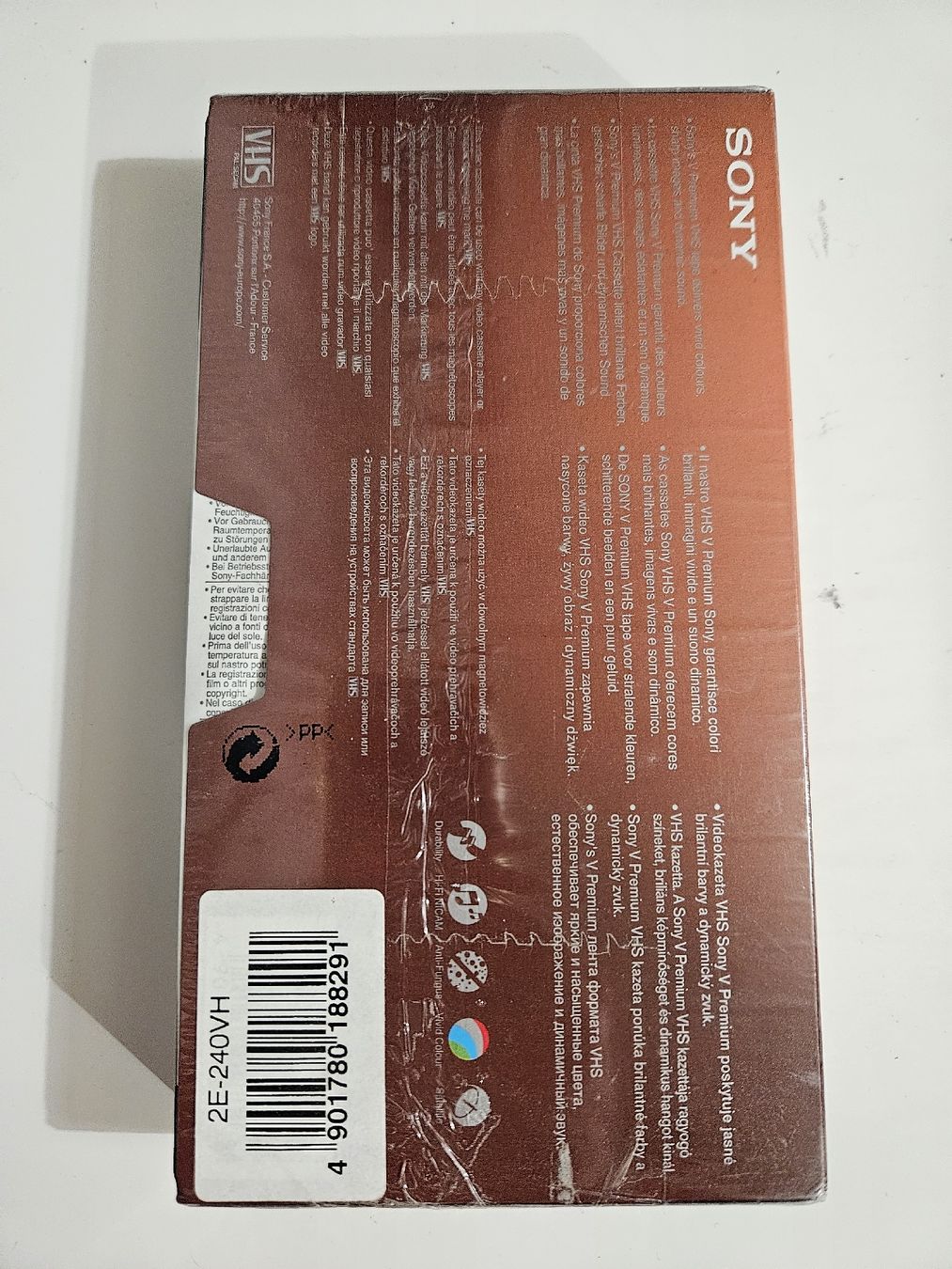 Cassette vuote: Sony VHS 240 Premium – Nuovo e nell'imballaggio originale da Horgen venduto da Modena0 1