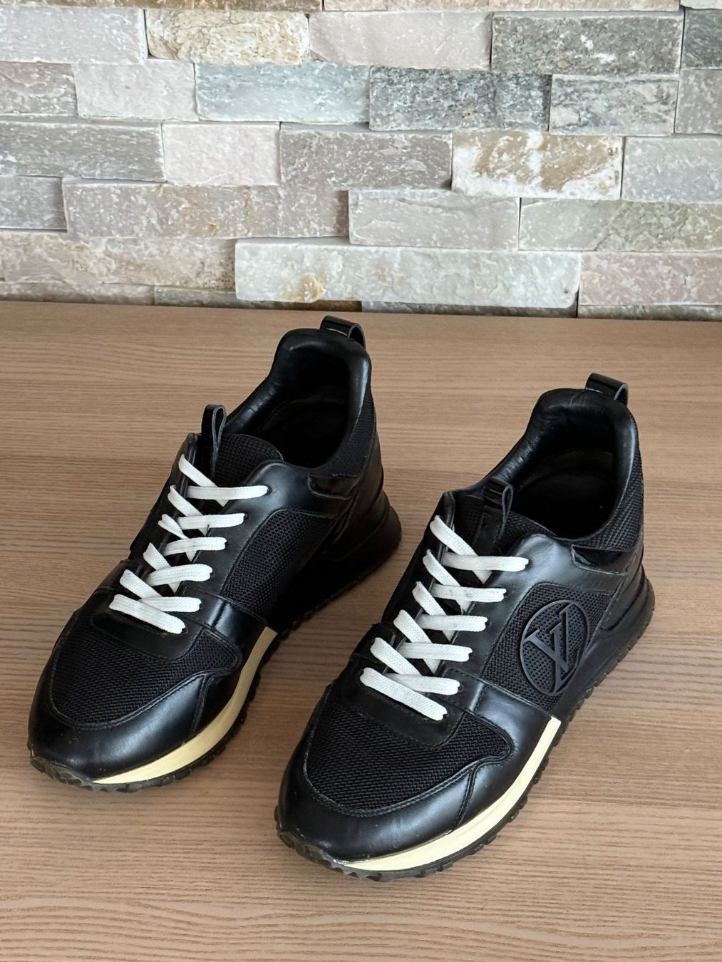 Louis Vuitton Scarpe da donna: Louis Vuitton Sneakers – Usato da Reinach AG venduto da BisMad3