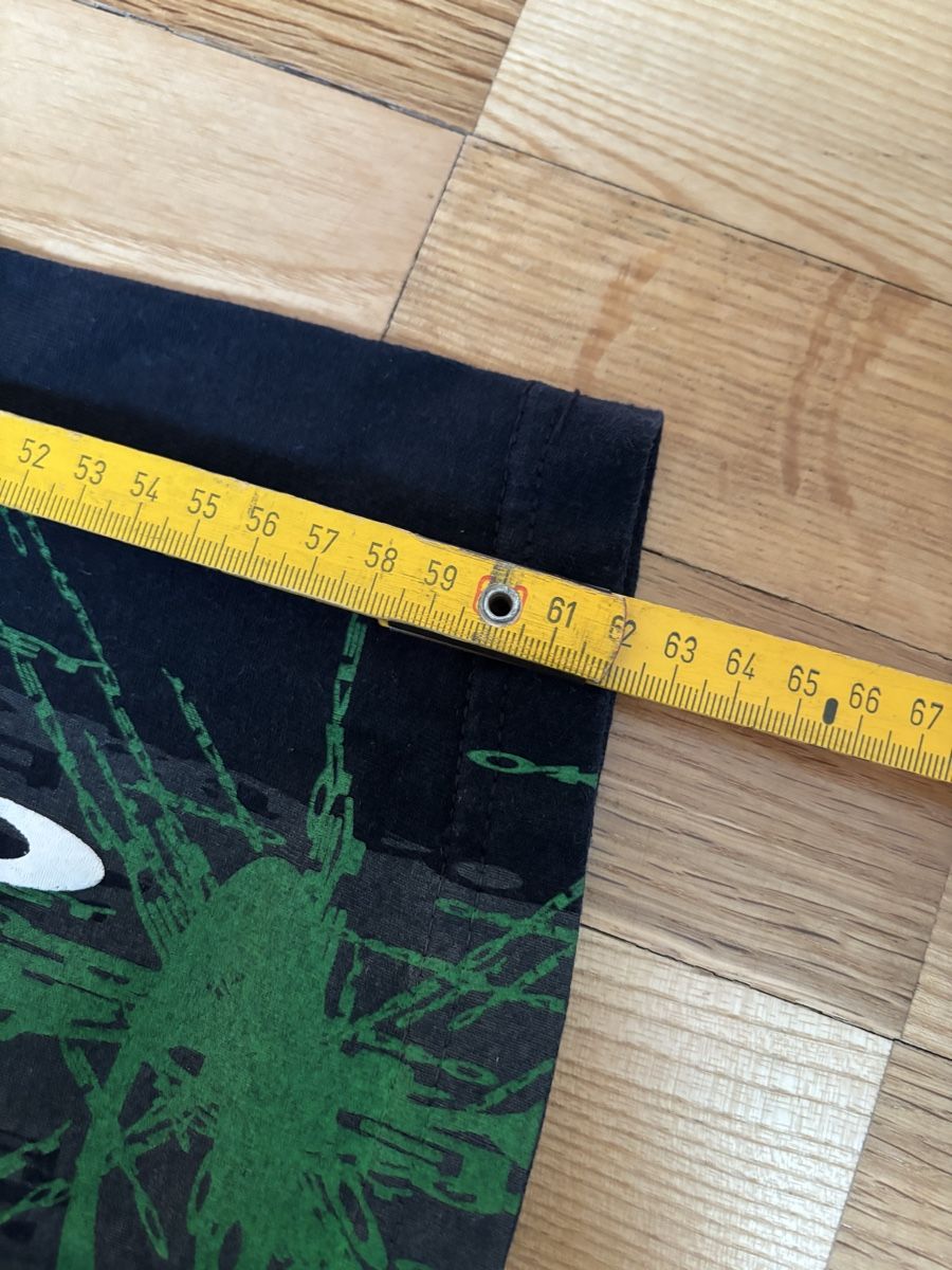 Oakley T-shirt: Vintage Oakley Print T-Shirt – Usato da Bern venduto da Lelixino 8