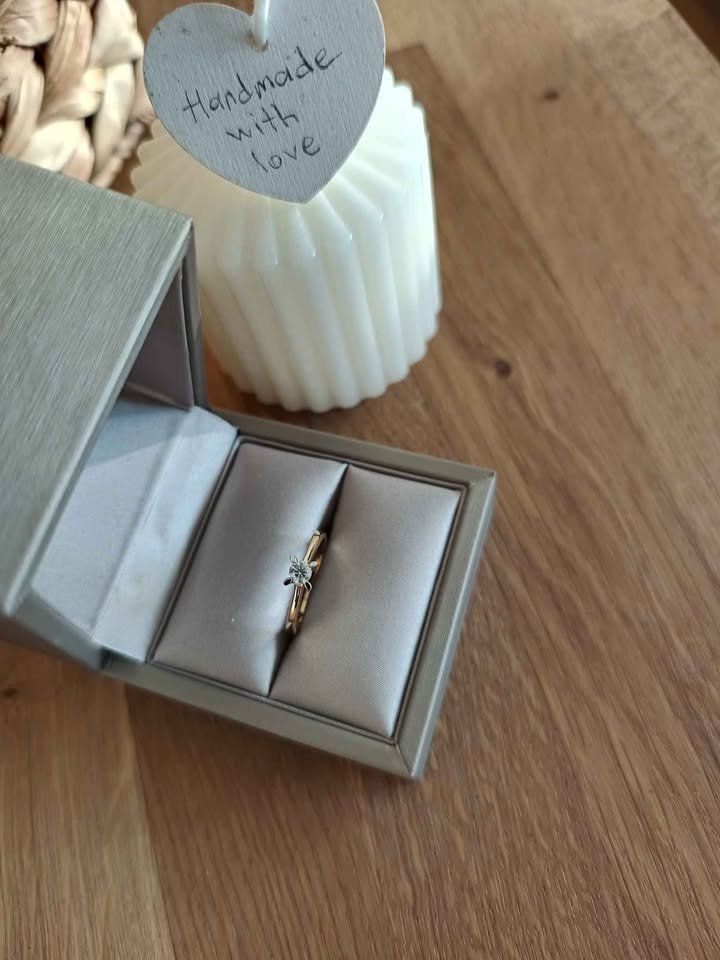 Anelli: Neu Natural Diamond Ring 18K Gold – Nuovo e nell'imballaggio originale da Birmensdorf ZH venduto da Nanu-R 3