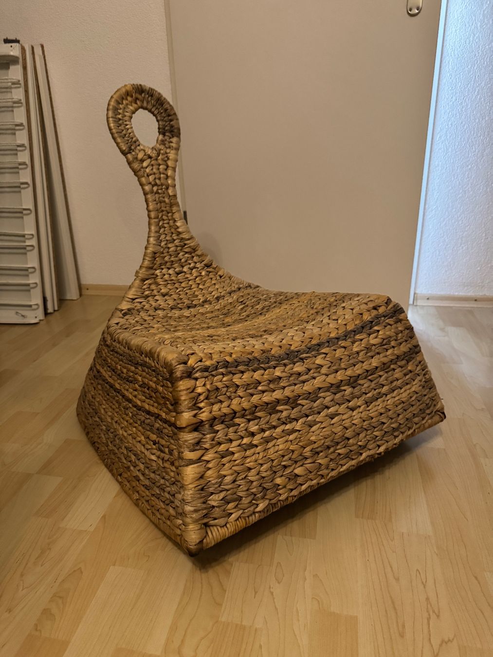 Stühle: Vintage Schaukelstuhl – Gebraucht aus Winterthur von vik_gh6w