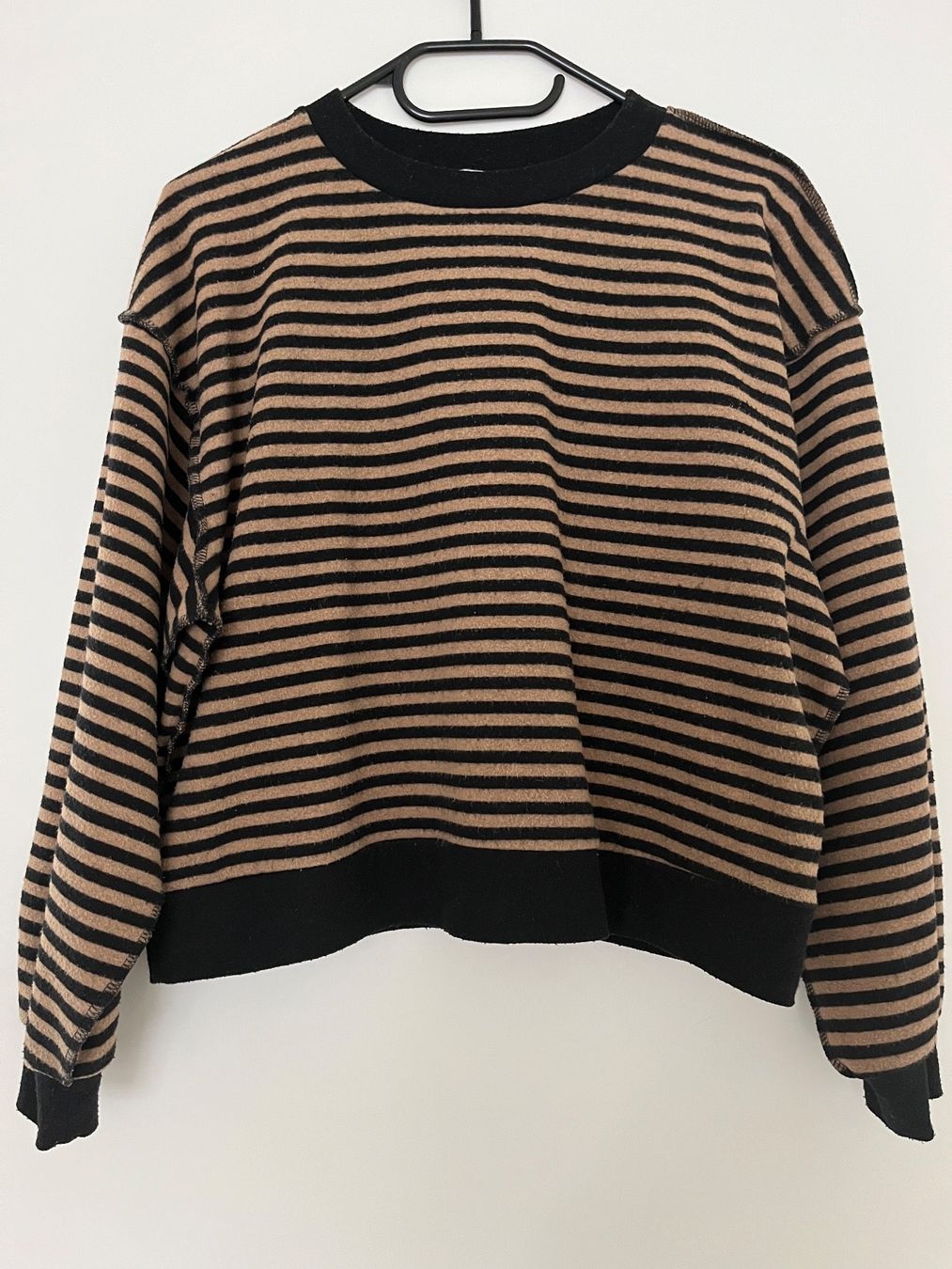 Maglioni & Felpe: Pullover Gr. S, schwarz/braun gestreift – Usato da Triesen venduto da atos87