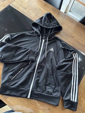 Jaquette Adidas 38