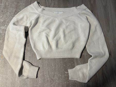 Bershka Winter Pullover Größe S - Sehr Guter Zustand!