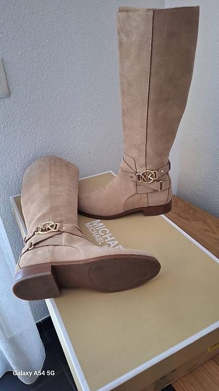 Chaussures femmes: Stivali Michael Kors – D'occasion à Bellinzona par Erny650 2