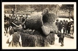 Foto-AK Interlaken, Blumengeschmückter 