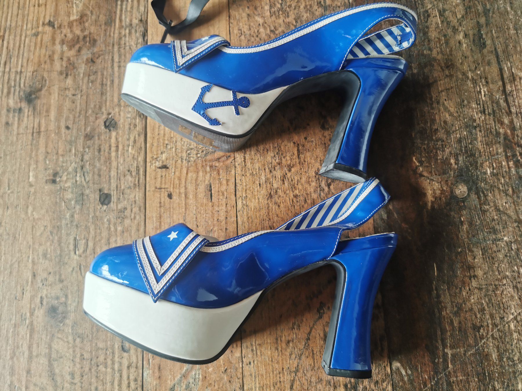 Scarpe da donna: Sailor Pumps Pin Up, Rockabilly 38.5 – Nuovo e nell'imballaggio originale da Fischbach-Göslikon venduto da PitBullDoll 3