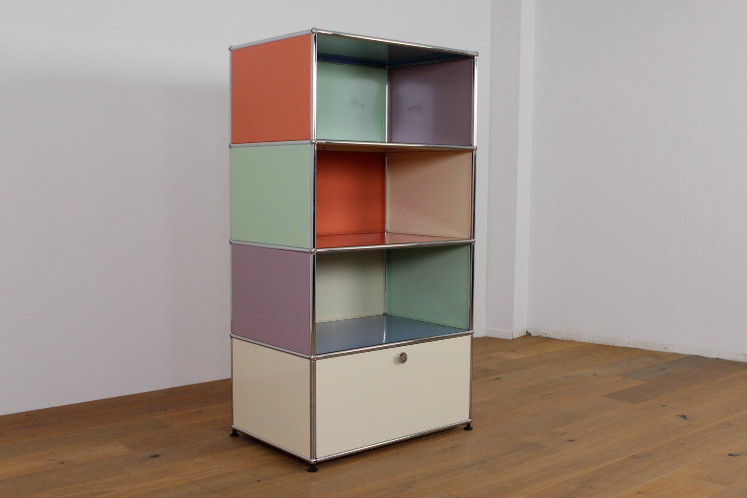USM Regale: USM Haller Regal // UPCYCLED! // NEUE FARBEN – Neu (gemäss Beschreibung) aus Affoltern am Albis von StudioStandard 3