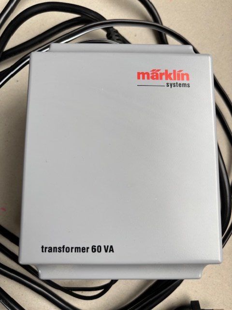 Märklin Modellini di ferrovie: Märklin Booster 60174 mit Trafo – Usato da Baden venduto da chairolix 3