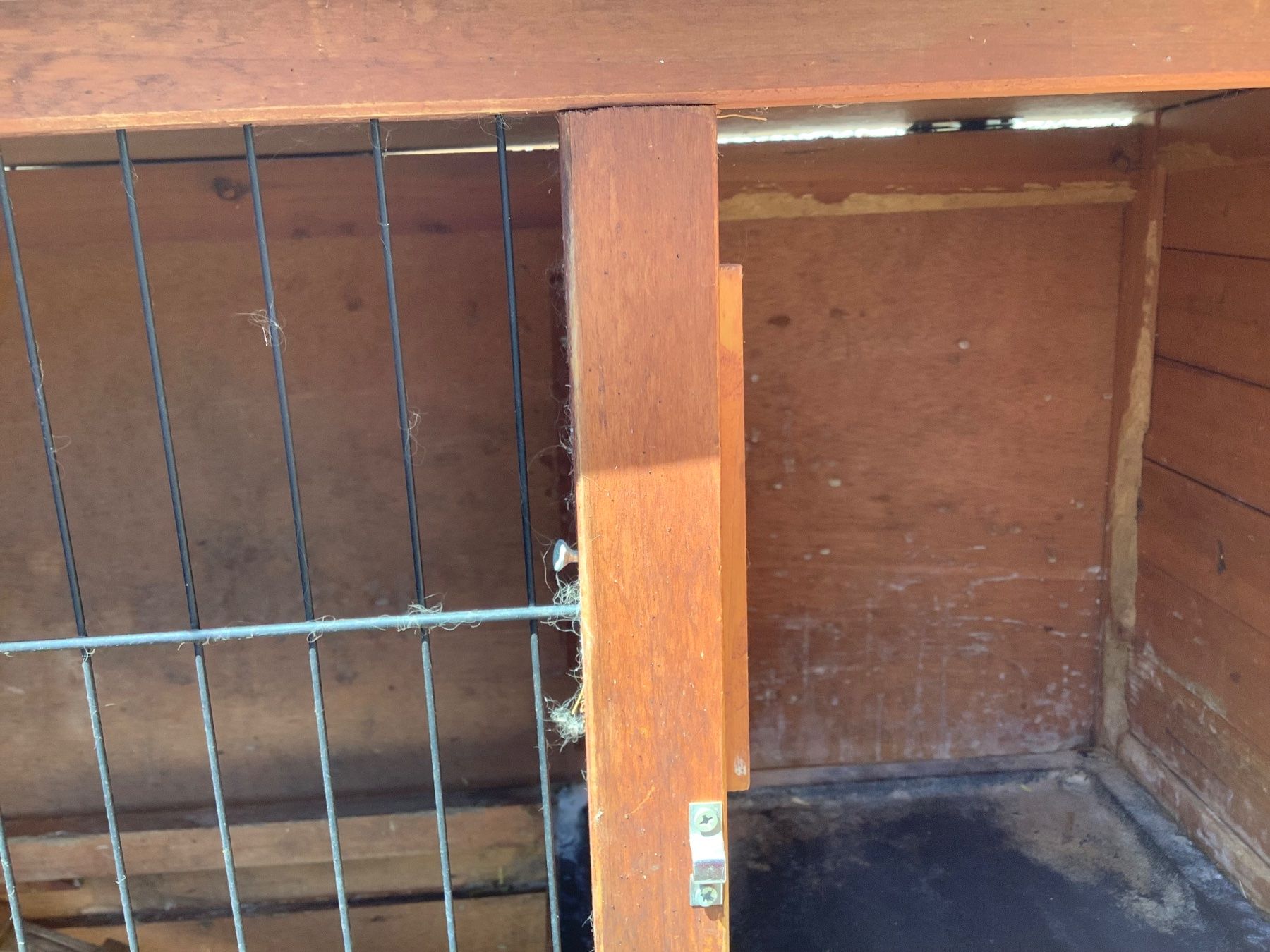Cages, transport & sécurité: Kaninchenstall mit zwei Etagen – D'occasion à Schafisheim par lite-liu 2