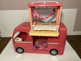 Barbie Camper Wohnmobil pink mit Zubehör gebraucht