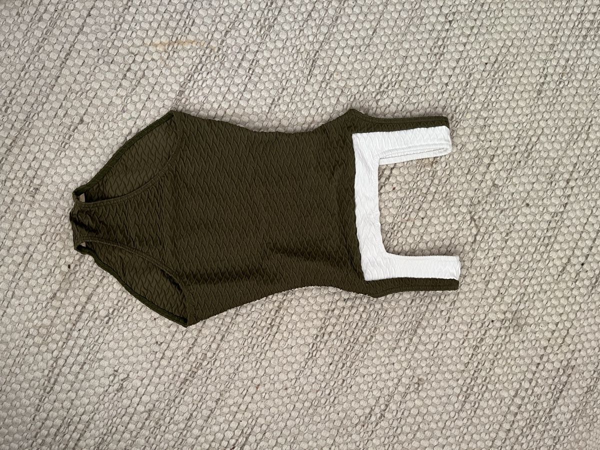 Costumi da bagno & Bikini: One-Piece Swimsuit Size S – Nuovo (secondo la descrizione) da Winterthur venduto da han_vbh9 7