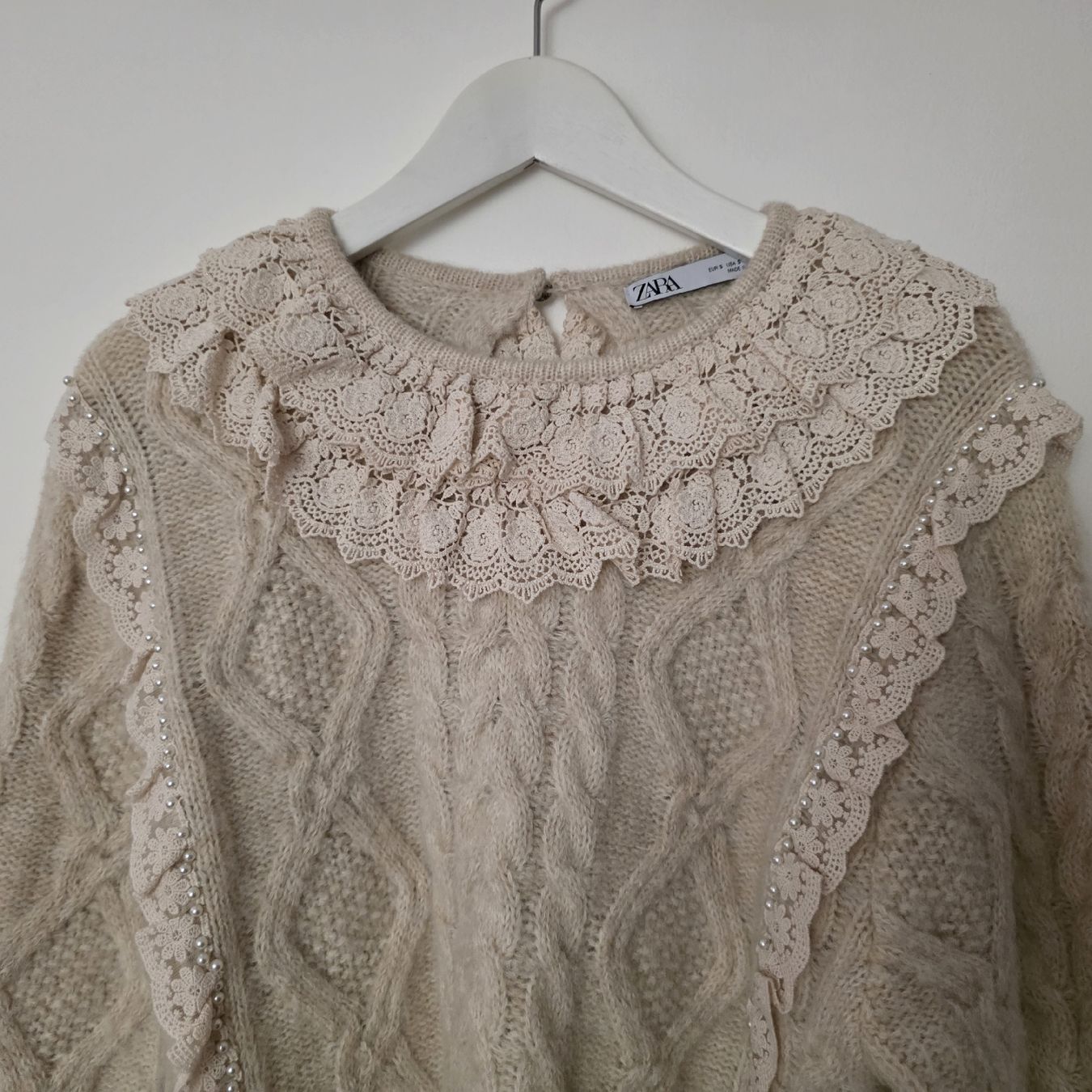 Zara Pullover & Sweatshirts: ZARA Strickpullover mit Spitze, Grösse S/M, Top Zustand! – Neu (gemäss Beschreibung) aus Rheinsulz von Gilea 2
