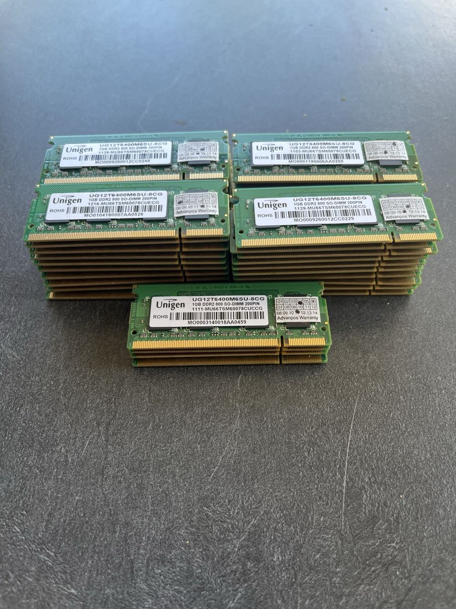 Memoria / RAM: Unigen 44GB DDR2 – Nuovo (secondo la descrizione) da Schindellegi venduto da Mmickeymouse 1
