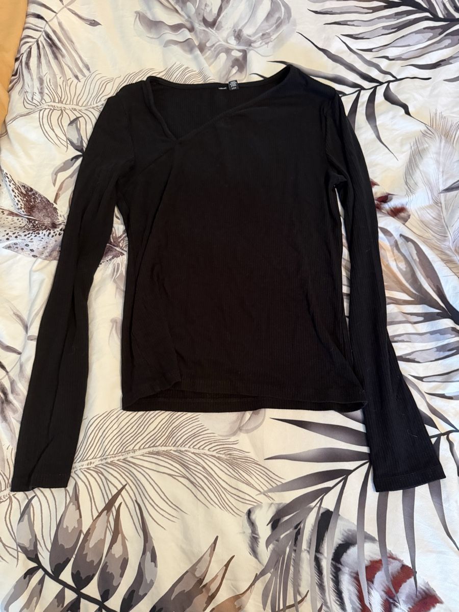 Pullover & Sweatshirts: Pullover set 6 teilig grösse M L – Gebraucht aus Frauenfeld von _elle.Mich9 5