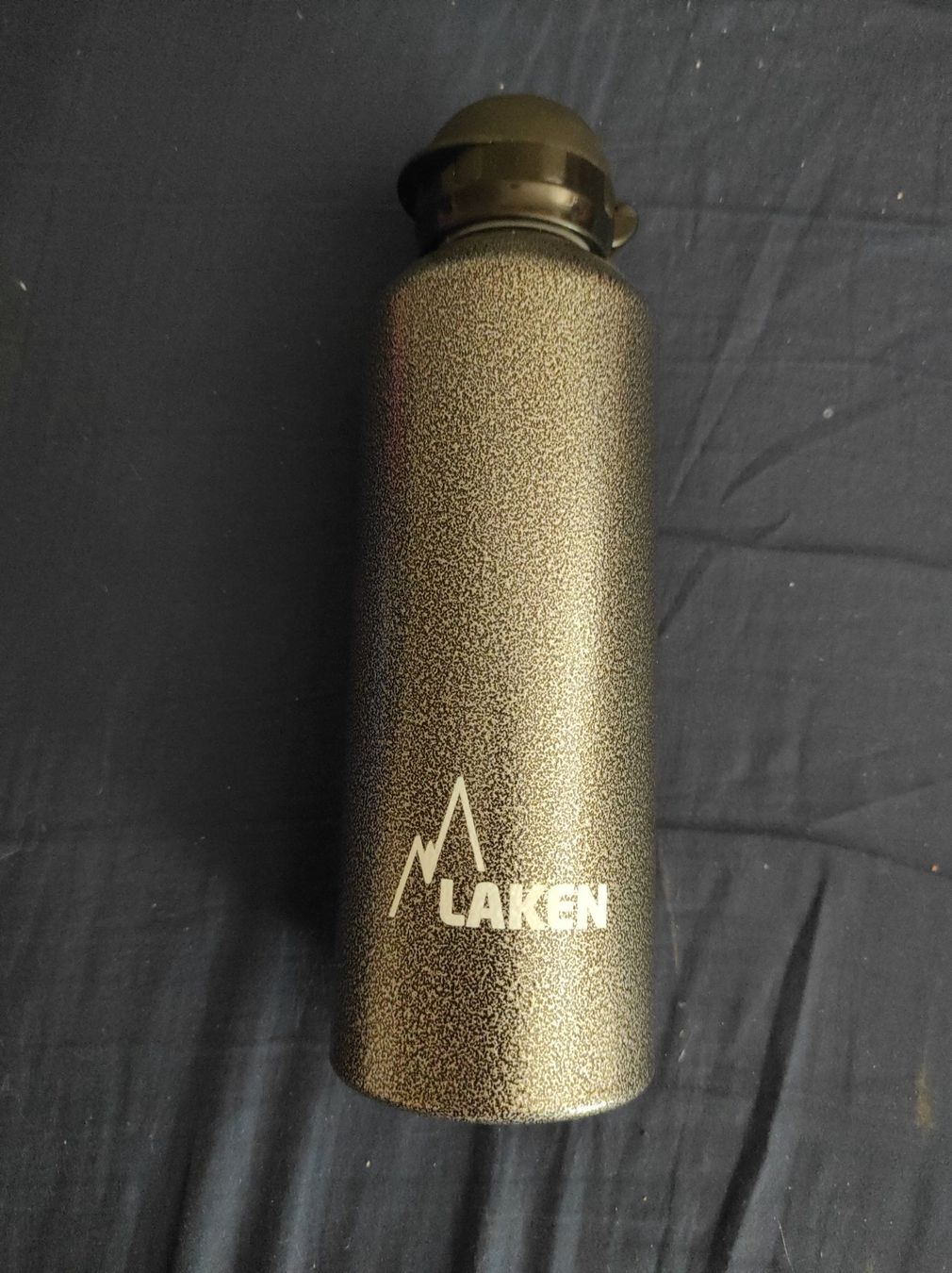 Borracce & Thermos: Alu Trinkflasche Grau – Nuovo (secondo la descrizione) da Münchwilen AG venduto da Choche1