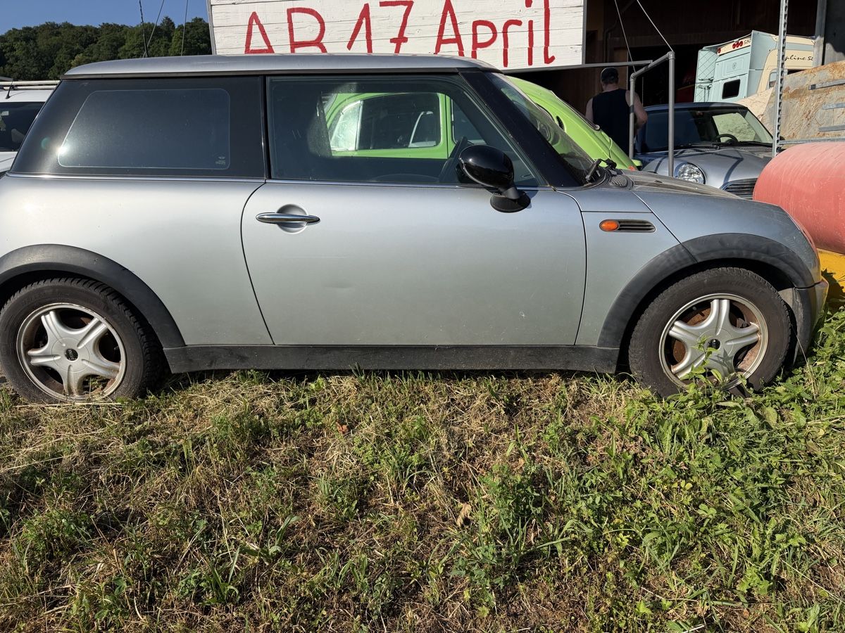 Mini Autos: Mini Couper   – Défectueux à Embrach par igr_7wqc 5