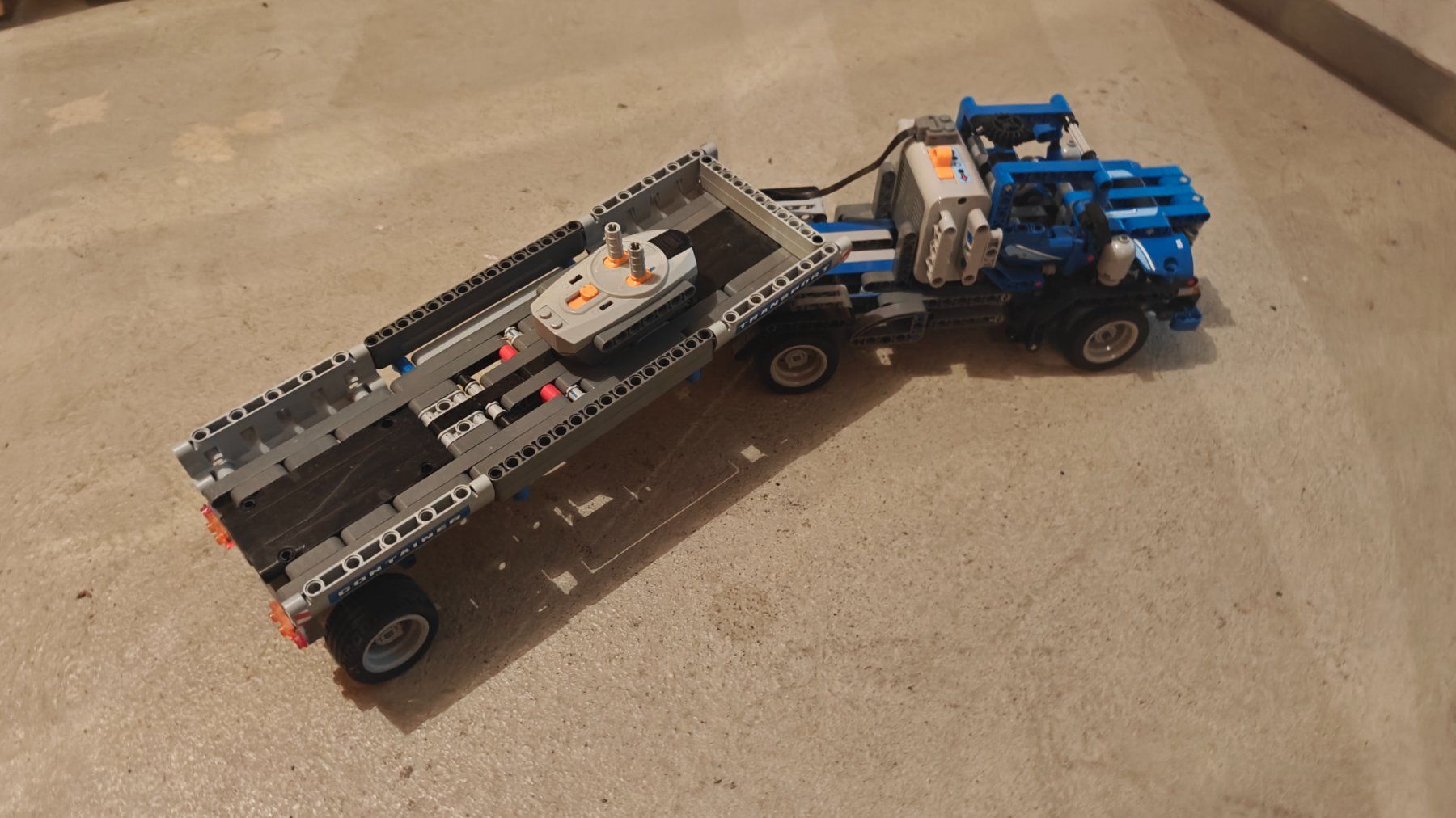Lego Kit di costruzioni: LEGO Technic 8052 Container Truck – Usato da Kaltbrunn venduto da Boesi_1600 1