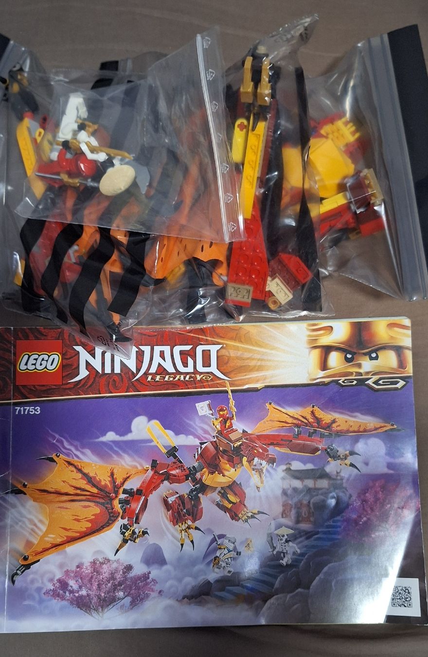 Lego Baukästen: Lego Ninjago Feuerdrache Legacy – Gebraucht aus Egnach von sea_2zvc
