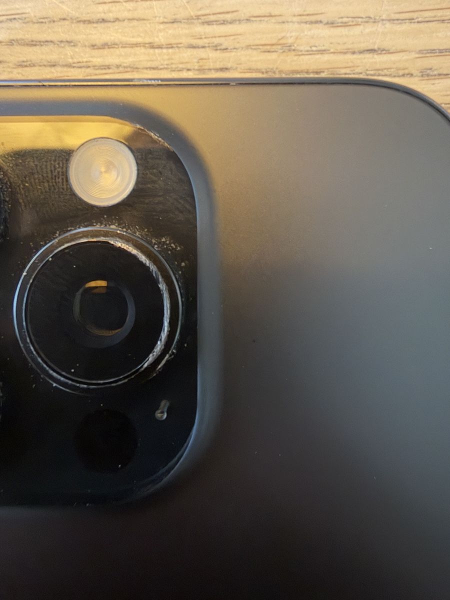Apple Portables: iPhone 16 Pro, 128GB, Black Titanium – D'occasion à Uster par michelle_76 5