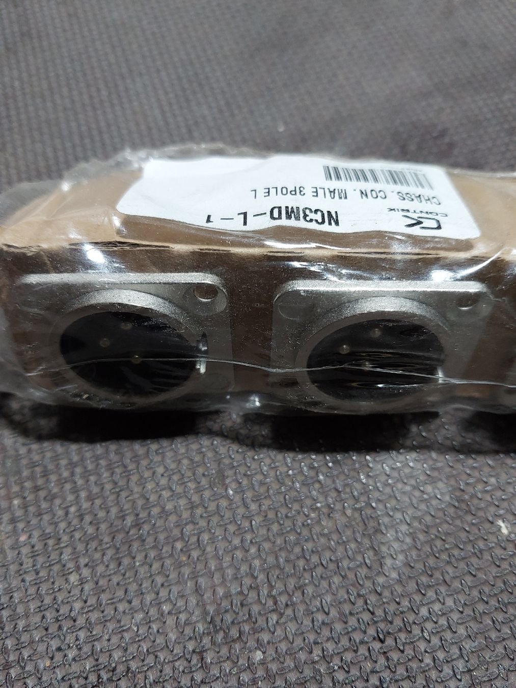 Spine: 5x Contrik NC3MD-L-1 Chassis Stecker - OVP – Nuovo e nell'imballaggio originale da Eglisau venduto da HB9ELV 1