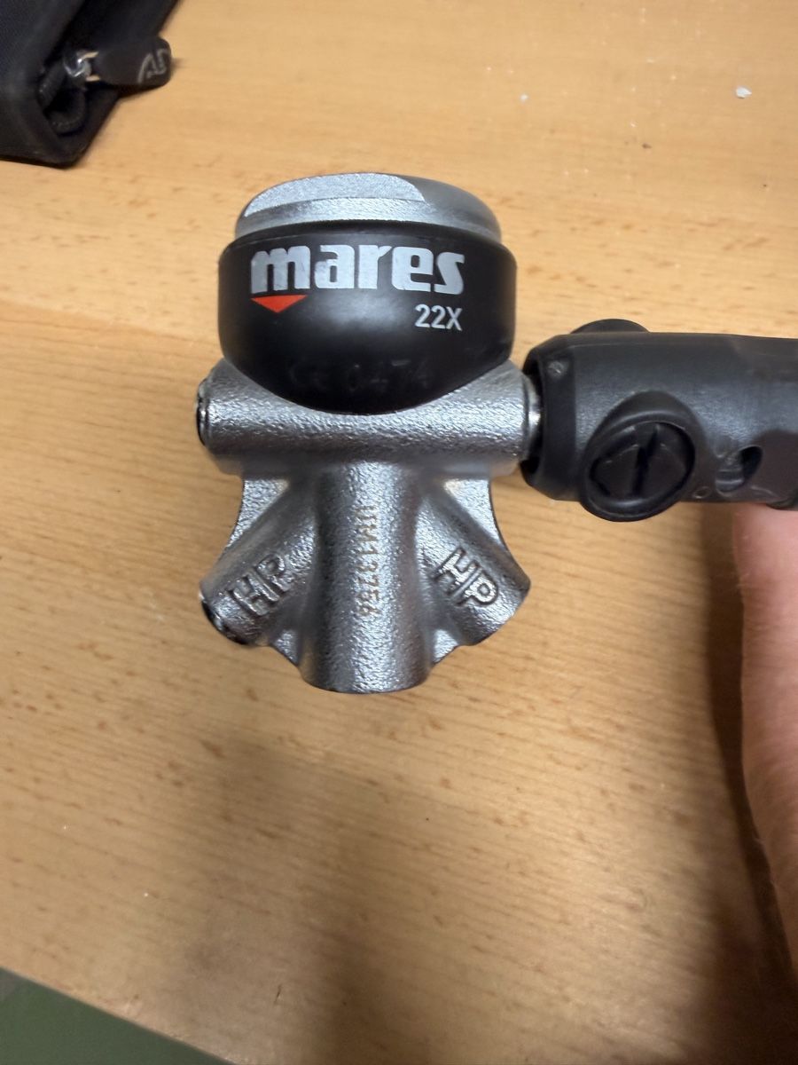 Mares Atemregler & Jackets: 1.Stufe Mares 22x – Gebraucht aus Steckborn von Routryder