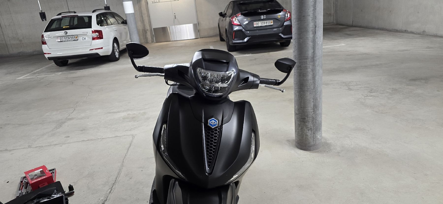Piaggio Scooter: Piaggio Beverly 400 HPE – Usato da Liebefeld venduto da DavideVespaPX 7