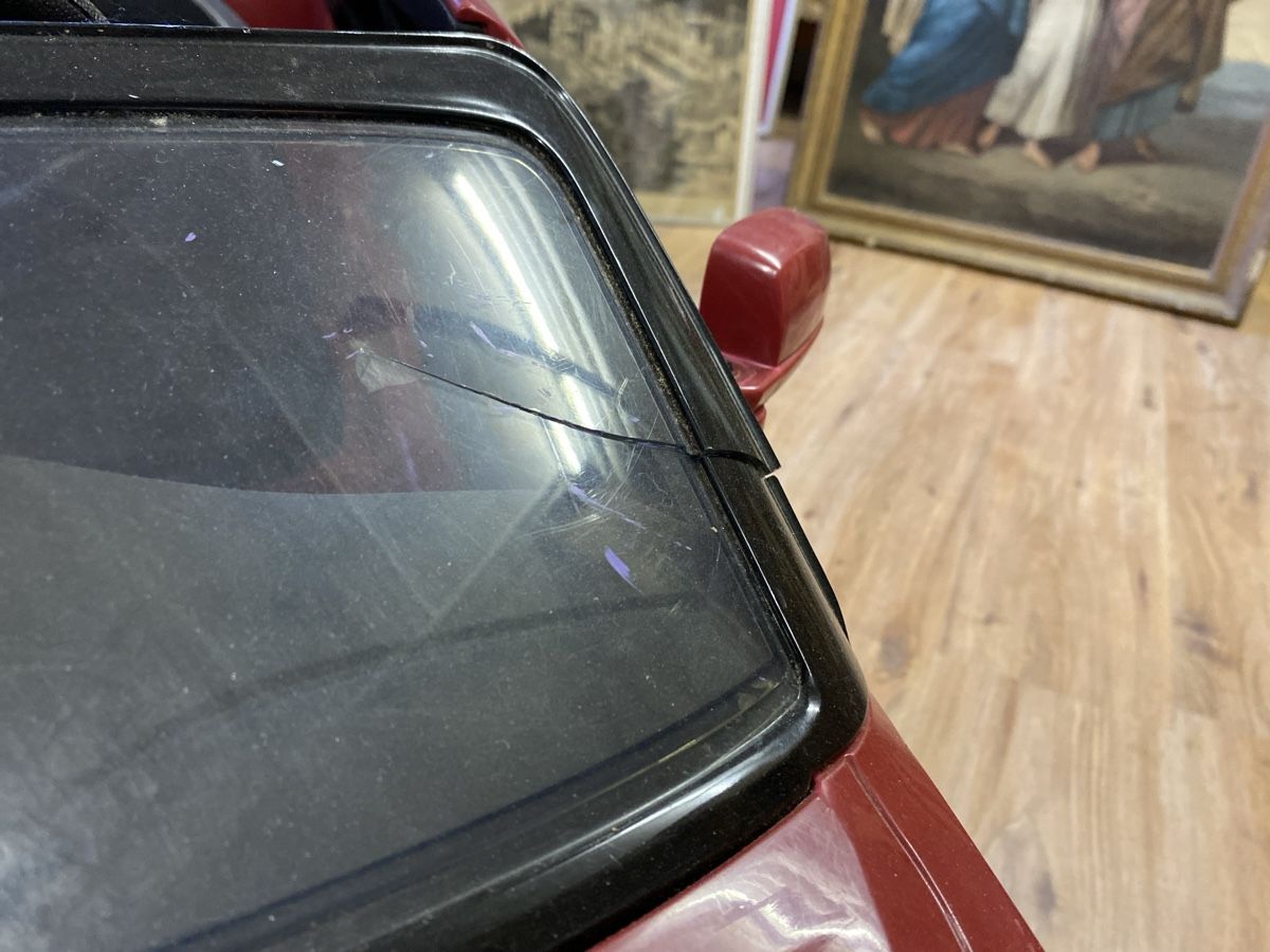 BMW Veicoli per bambini: Kinder Elektroauto BMW X6 Rot – Usato da sursee venduto da trilli-tralli 9