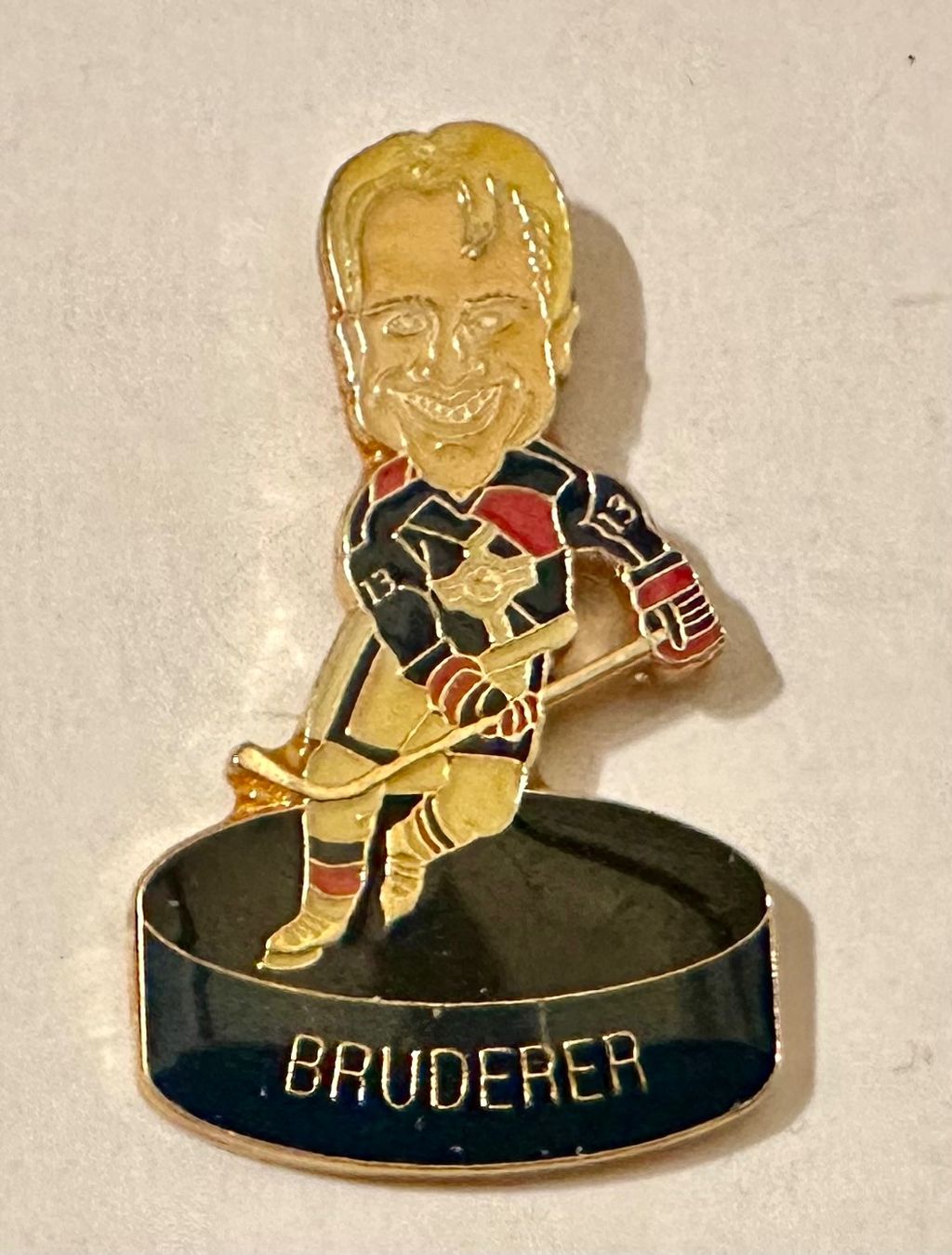 Spille & Fermagli: Bruderer - EHC Kloten vintage pin – Usato da Contone venduto da Chaos76