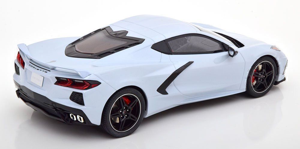 Chevrolet Modellini d'auto: Chevrolet Corvette C8 seit 2020 hellgrau / schwarz      1:18 – Nuovo e nell'imballaggio originale da Gerlafingen venduto da espero88 1