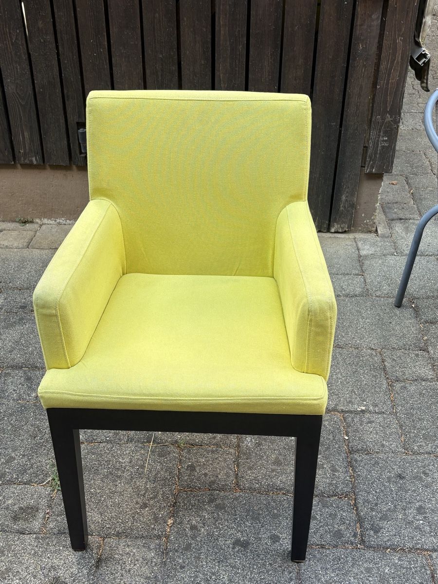 Poltrone: Sitting Chair  – Usato da Obermumpf venduto da davetattoo