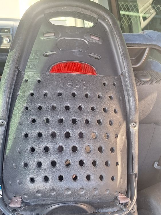 Thule Pezzi di ricambio: VeloSitz von Thule Yepp bis 22kg – Usato da obfelden venduto da claudia.horni 4