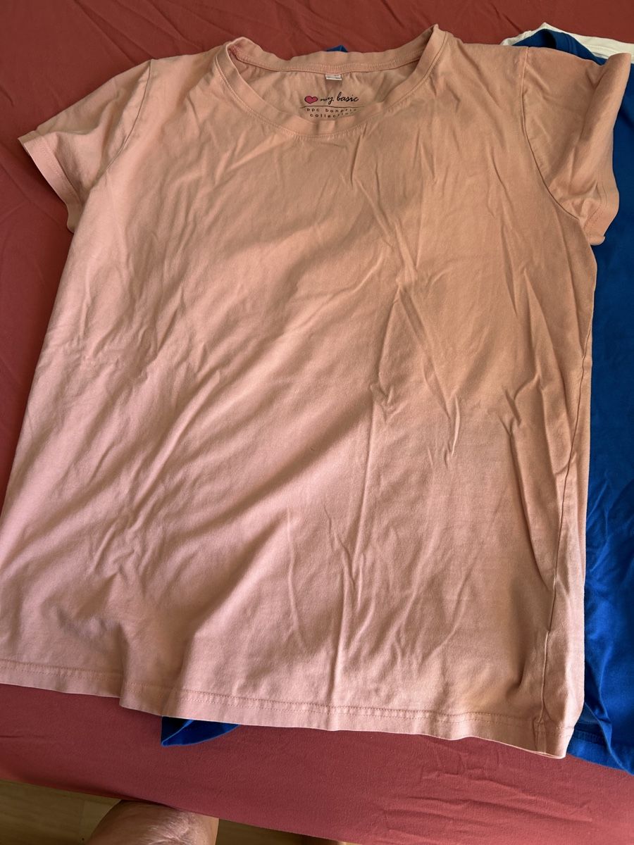 T-shirt: 4 Farbige T-Shirt – Usato da Rüti ZH venduto da Masken 1
