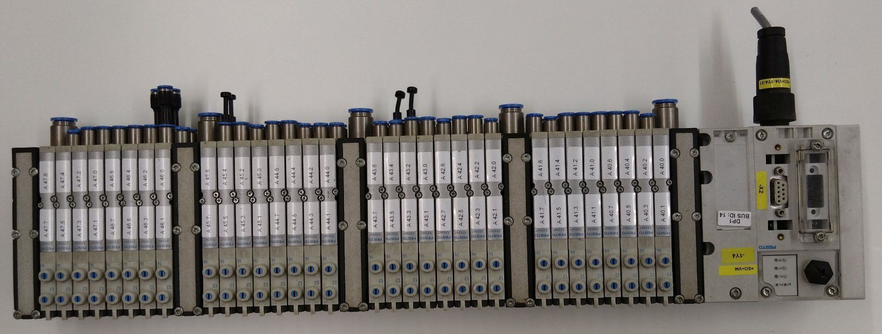 Festo Componenti elettronici: Festo Ventilinsel CPX 32 Ventile – Usato da Pfäffikon SZ venduto da chianmaijoey