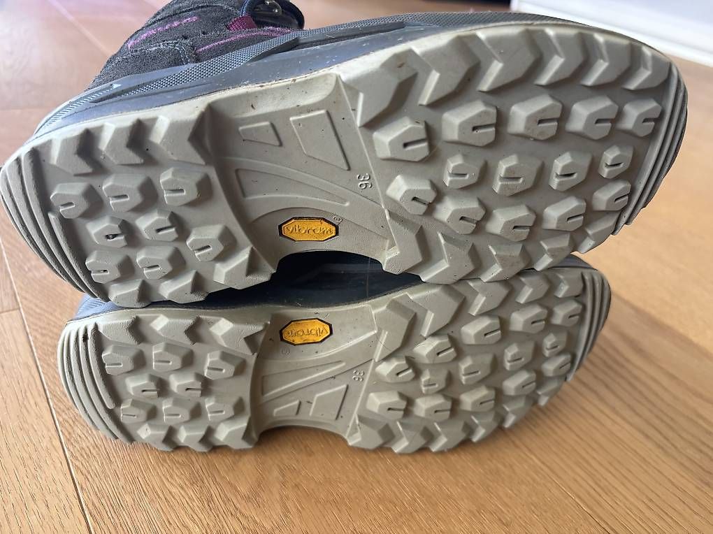 Scarpe per ragazze: Lowa Wanderschuhe, Gr. 36, gut erhalten – Usato da Pfäffikon ZH venduto da dividis 3