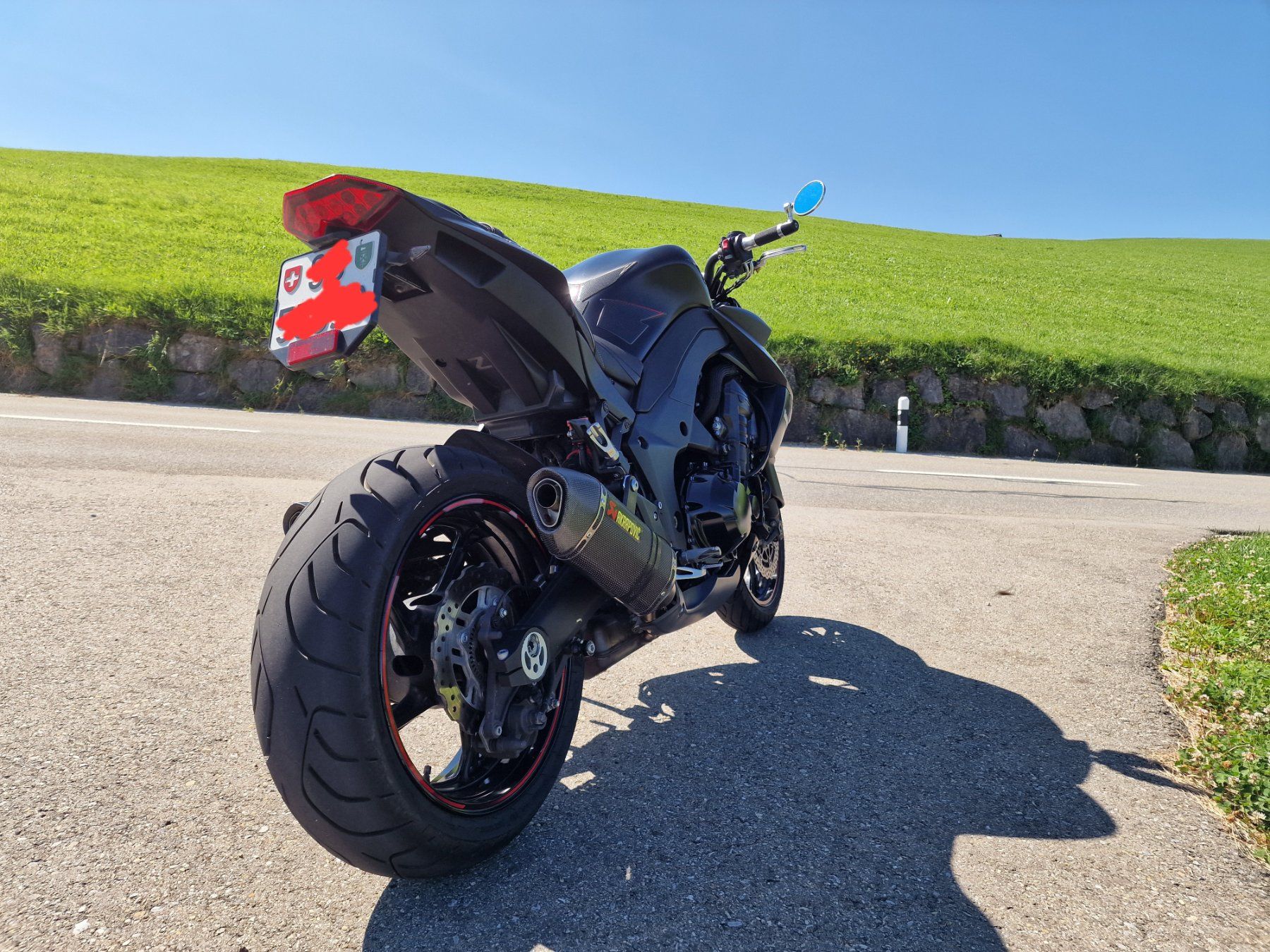 Strada: Kawasaki Z1000 spezial Edition – Nuovo (secondo la descrizione) da Ermenswil venduto da Walkest 1