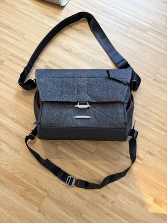 Sac Peak Design Messenger everyday 15" gris, parfait état !