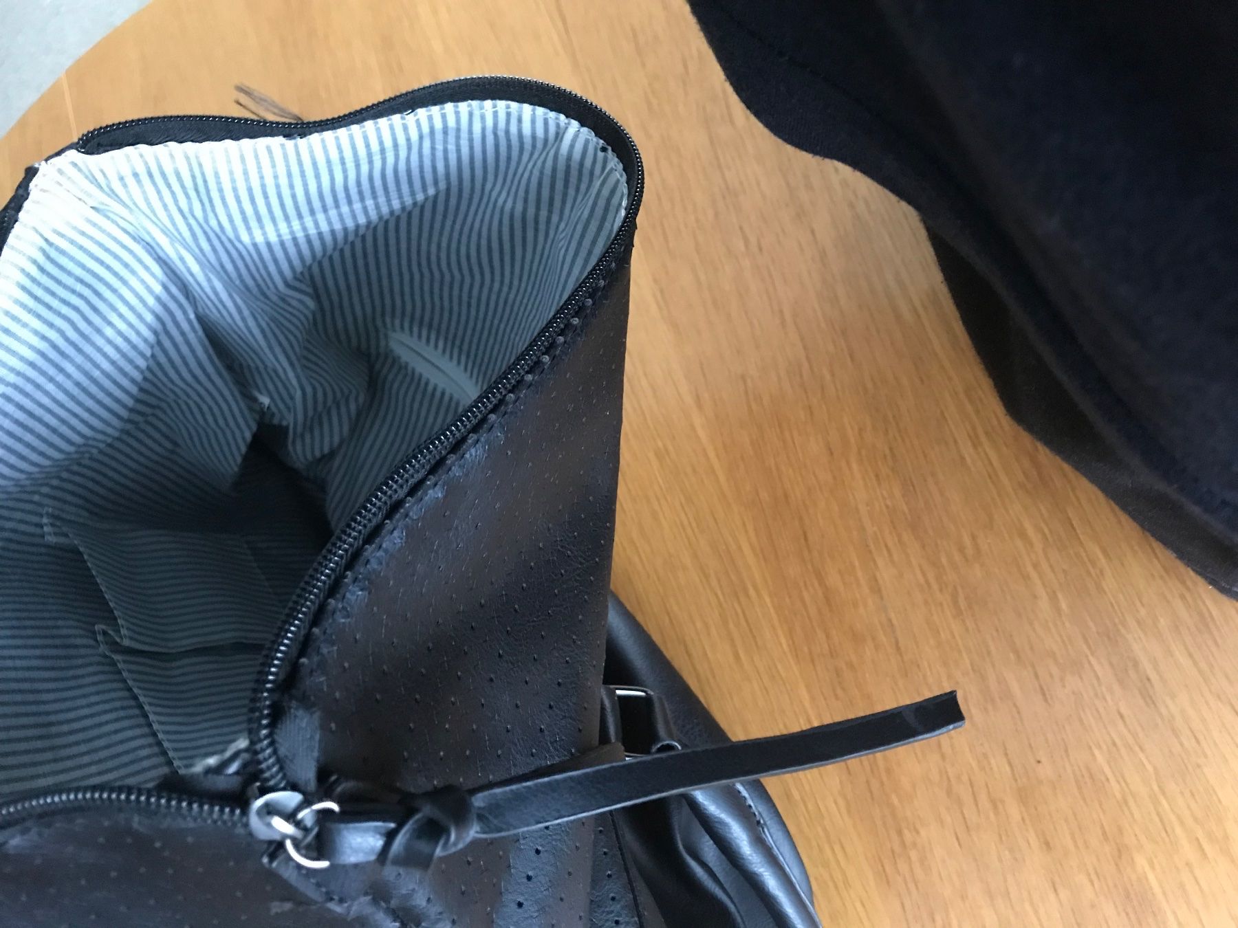 Taschen für Damen: Damentasche – Neu (gemäss Beschreibung) aus St. Gallenkappel von brother707 2