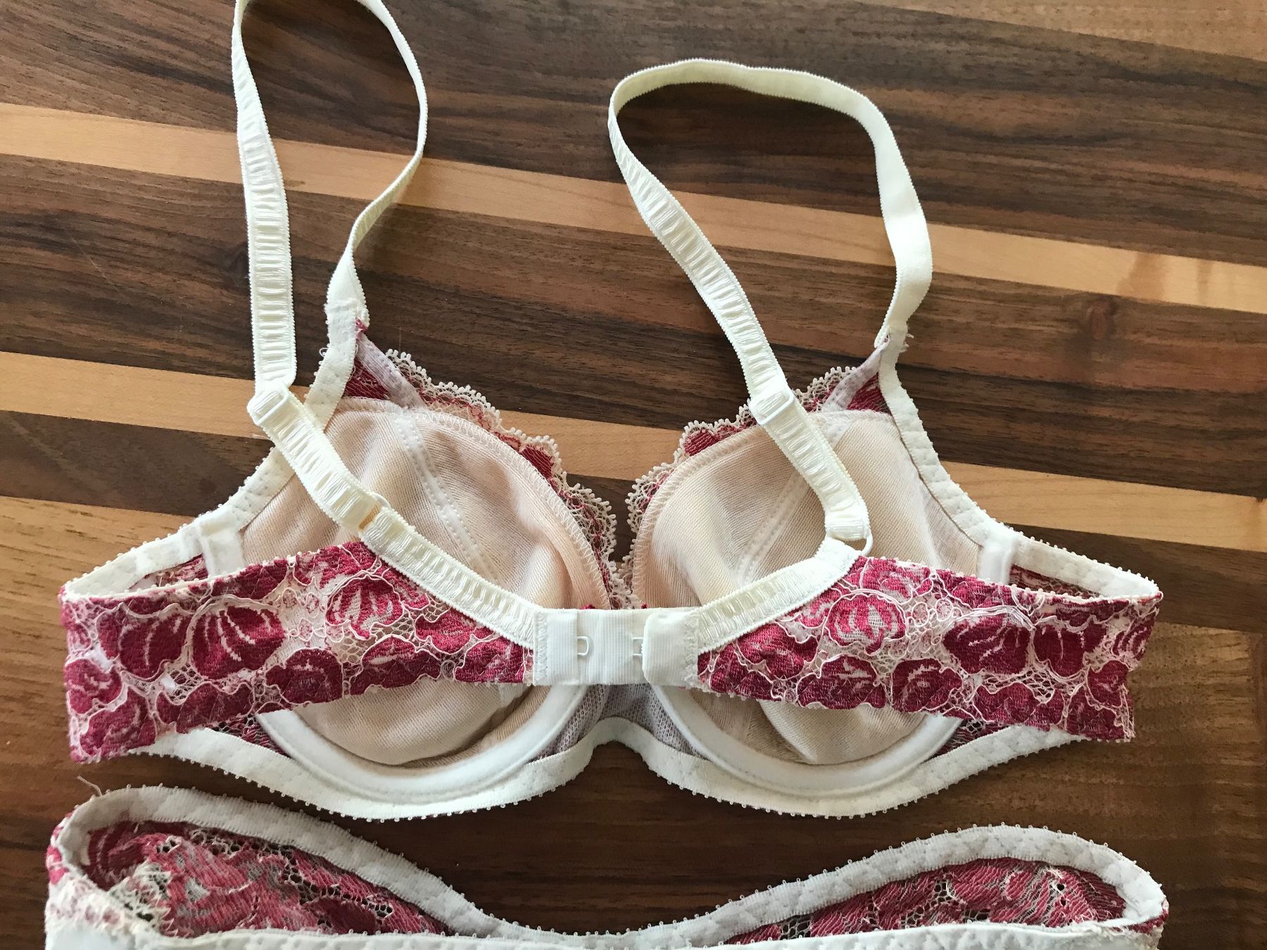 Altra biancheria intima: Zweifarbiges Spitzen- BH-Set Balconnet Slip – Nuovo (secondo la descrizione) da Alpnach Dorf venduto da marvo 3