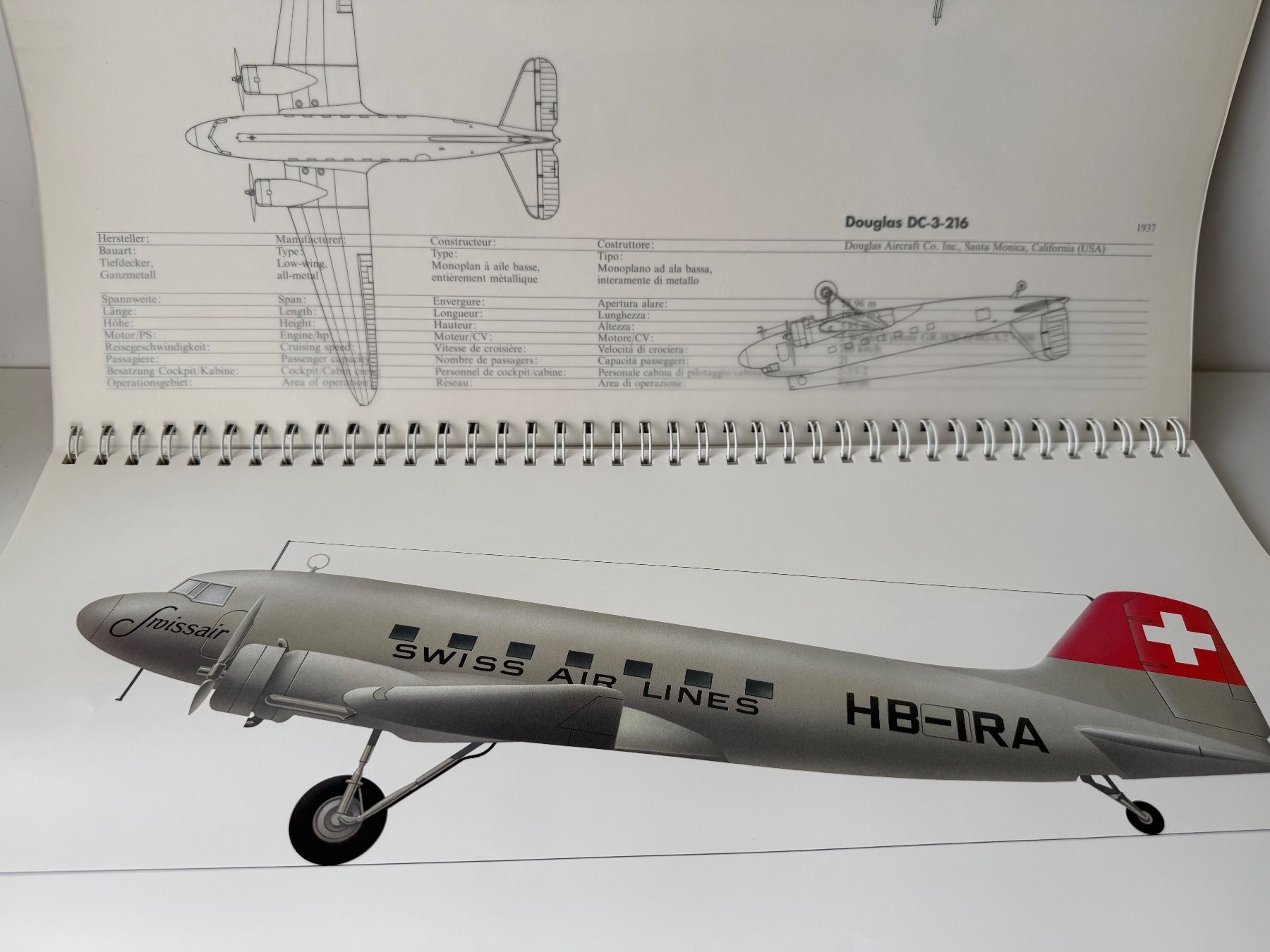 Livres: Swissair Flugzeug-Buch – D'occasion à Zwingen par moje1 6