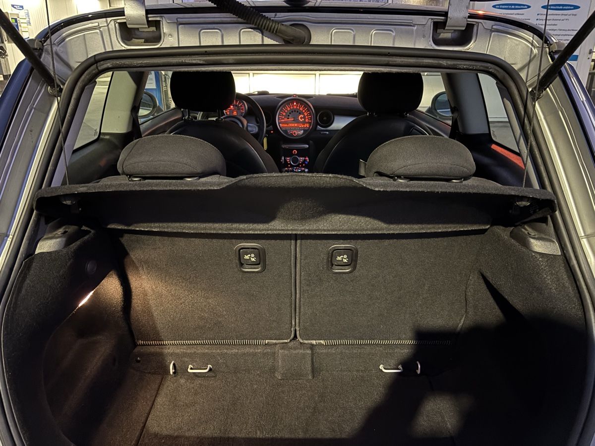 Mini Automobili: MINI Cooper Facelift 1.6 – Usato da Dulliken venduto da Beki46 9