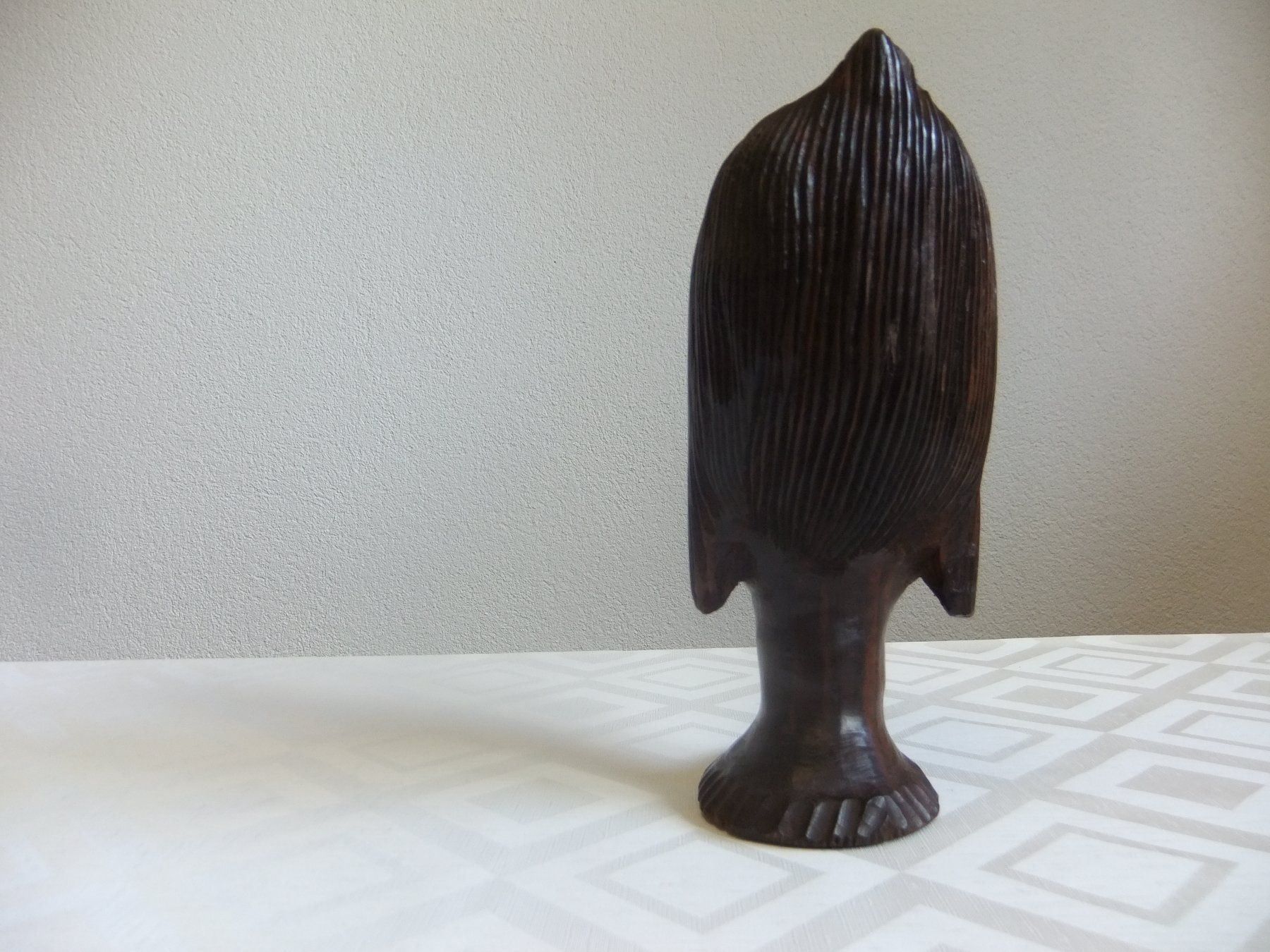 Skulpturen & Statuen: Frauenkopf handgeschnitzt, Bafut Kamerun – Gebraucht aus Hemishofen von Lany 2