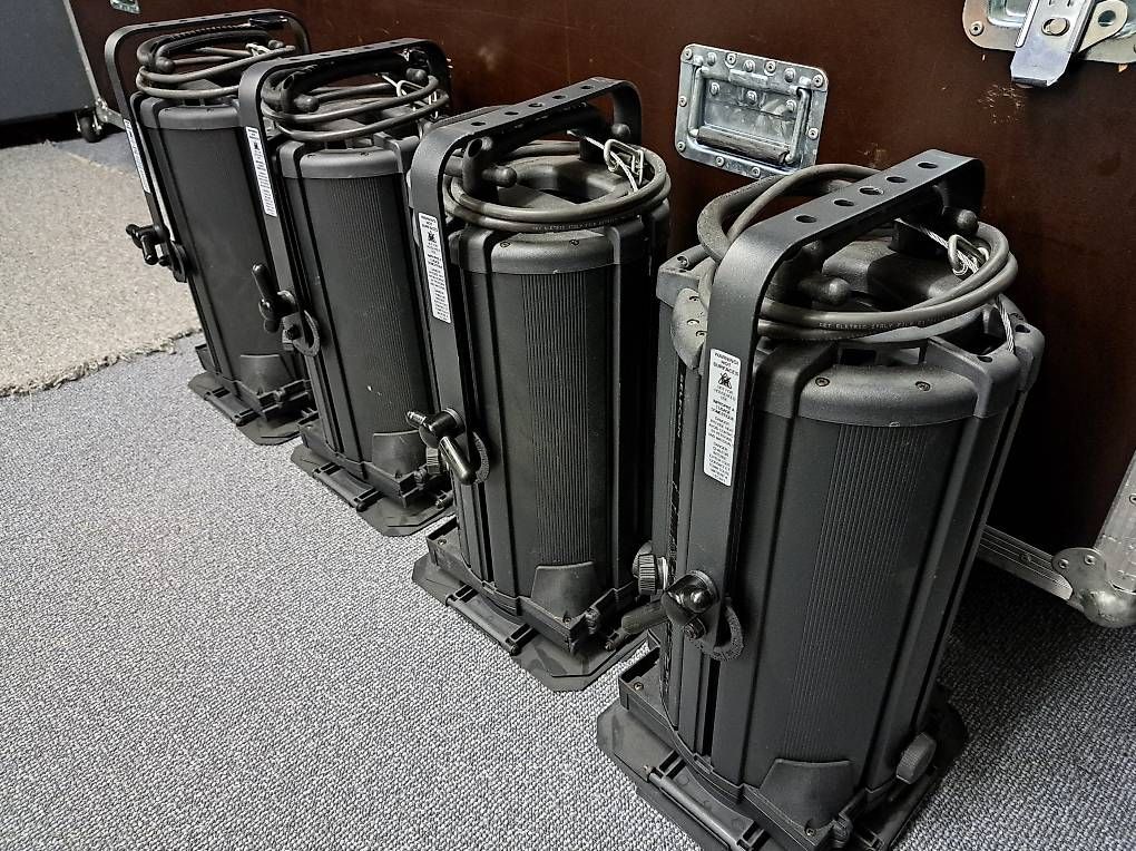 Lampade: Selecon Rama 150 PC / Theaterscheinwerfer – Usato da Uznach venduto da gartenri 2