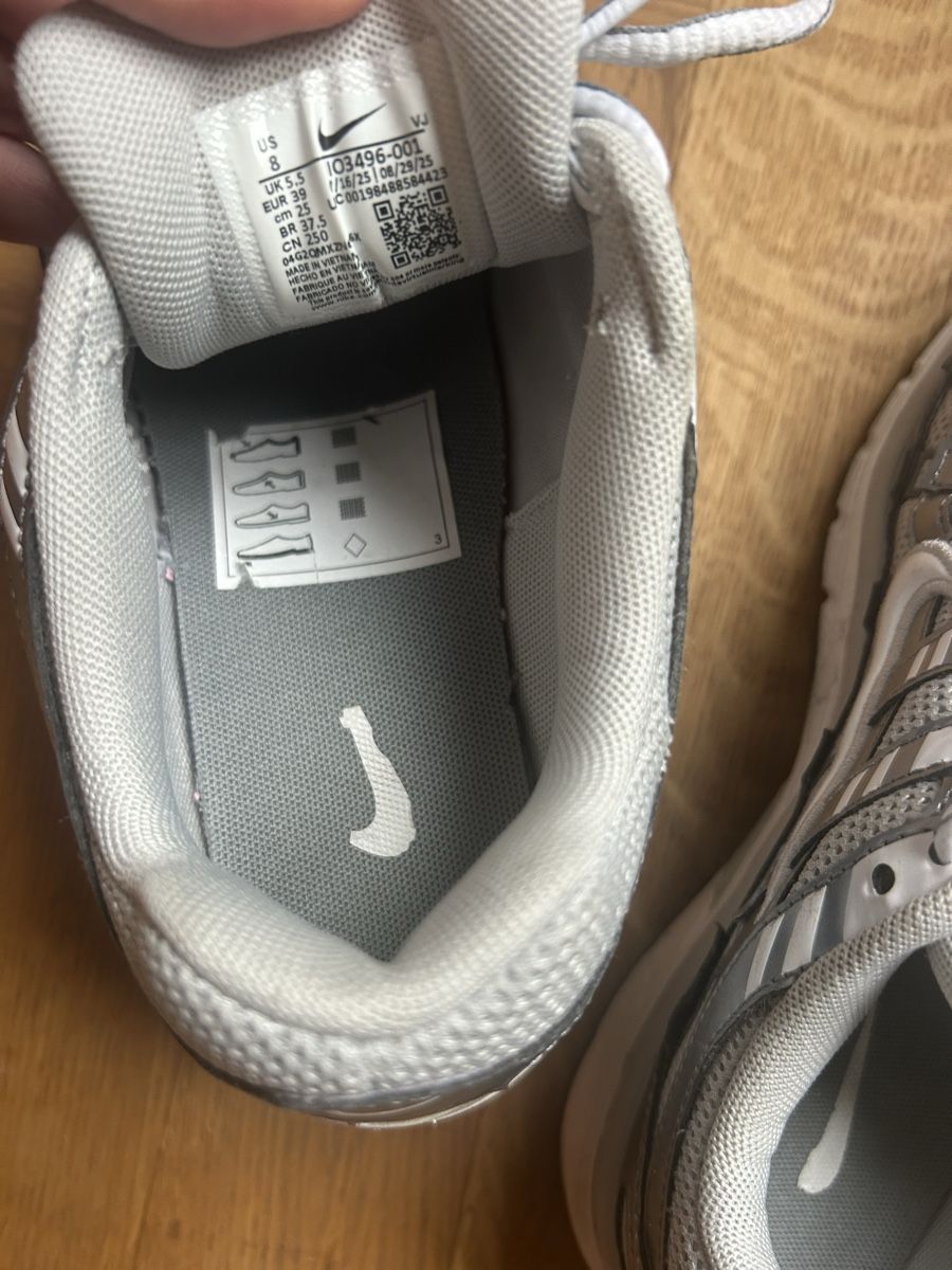 Nike Scarpe da uomo: Nike P6000 Silber / Grösse 39 – Usato da Zürich venduto da ZurichGothenburg 4