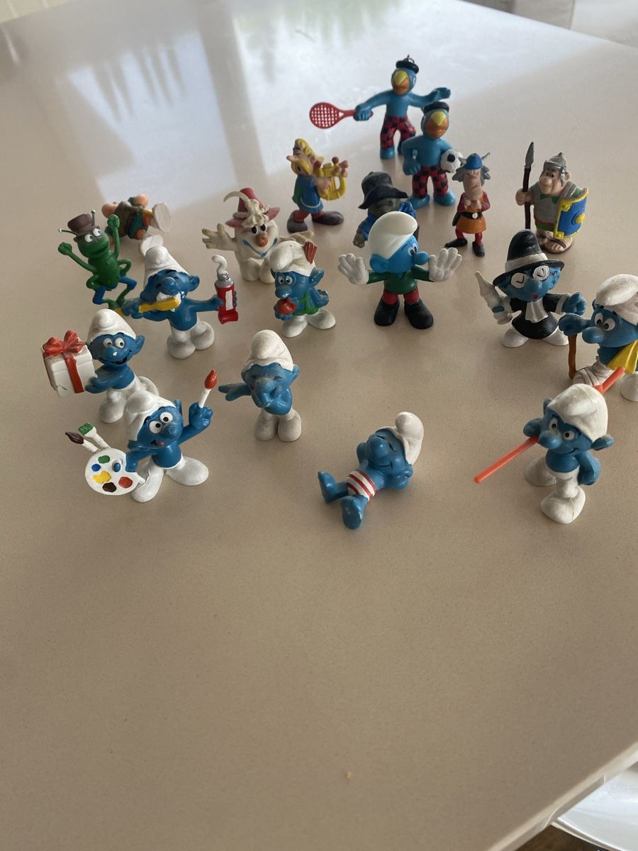 Statuette: Figuren Set Schlumpf & Freunde Konvolut gebraucht – Usato da Immensee venduto da AutoTrader24