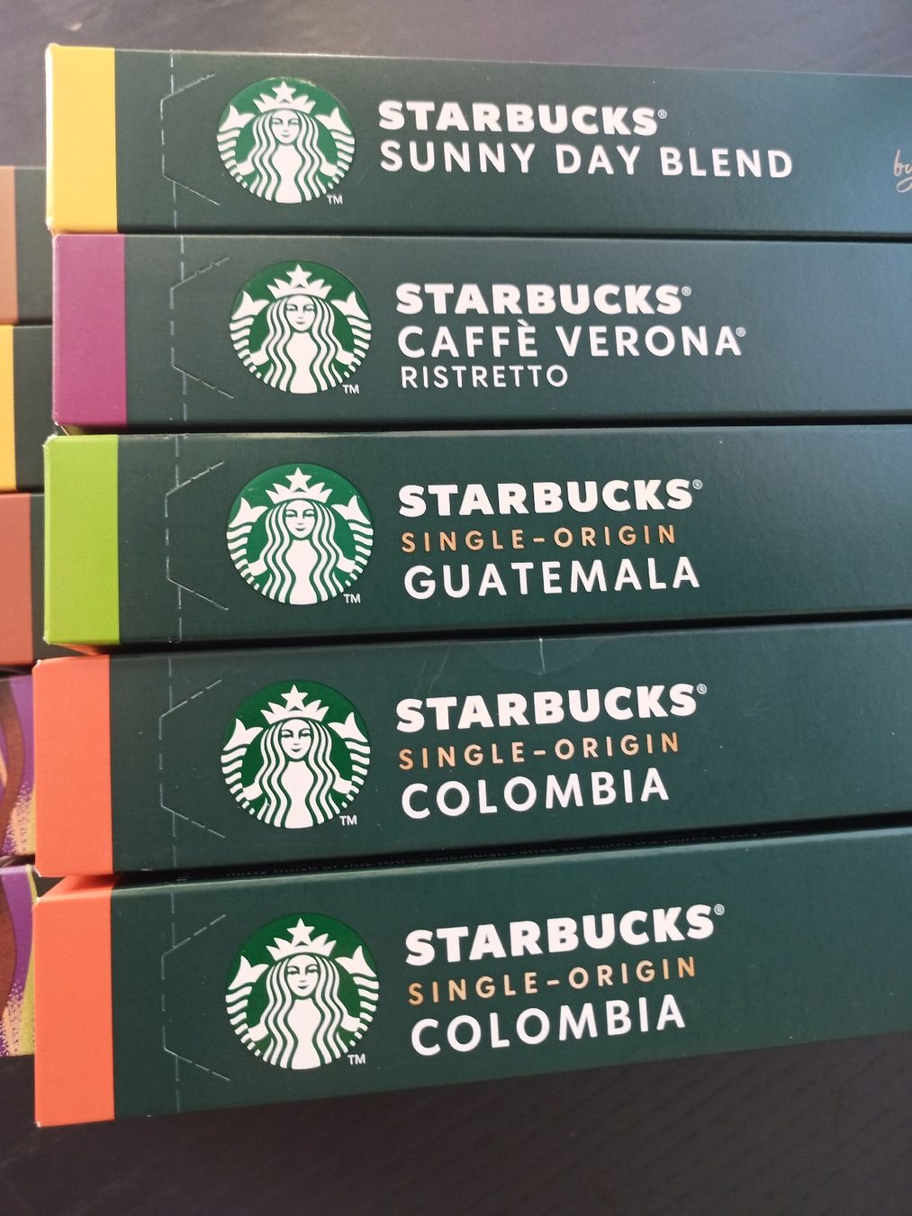 Cibi & Specialità: Starbucks Kaffe Kapseln 20 Packung Mix Sortiment – Nuovo e nell'imballaggio originale da Winterthur venduto da mal_k2wv 1