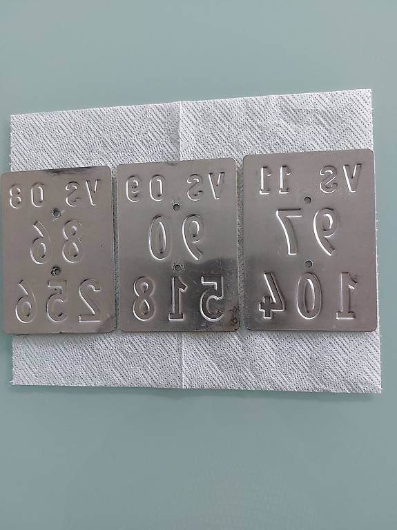 Insegne: Plaques d'immatriculation de vélomoteur  – Usato da Martigny venduto da paquito60 1